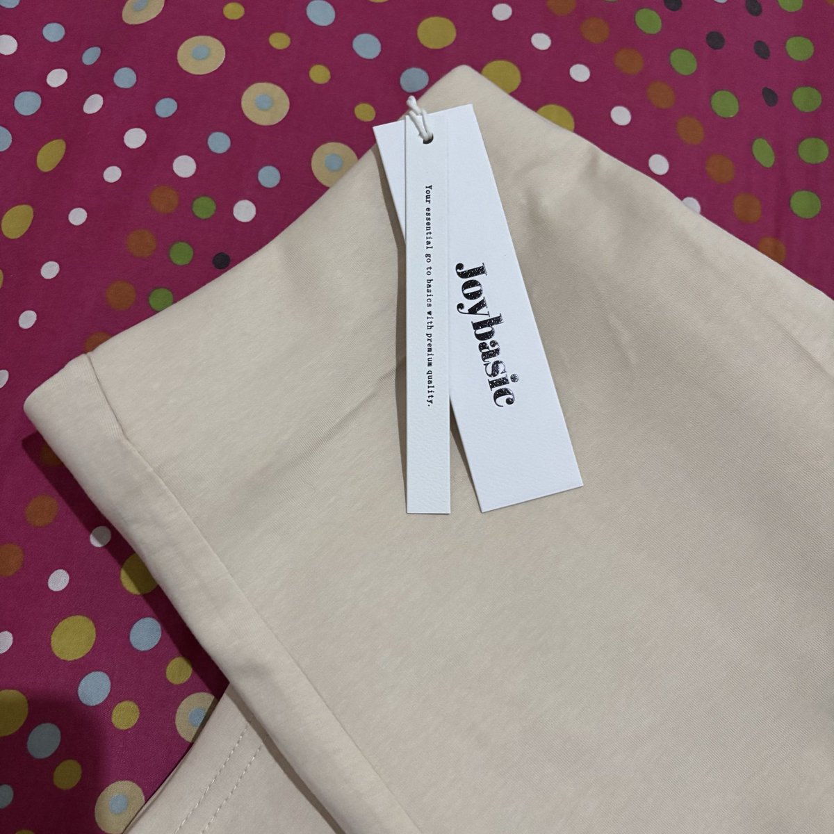 lovedbyadla's tweet photo. WTS new joybasic cutbray pants - warna cream size M. dijual krn salah ukuran, masih ada plastik &amp; tagnya. 120k aja free ong lewat 🍊dm for details https://t.co/TGJaJQm2EI