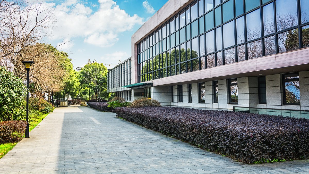 Build Magazine tweet media