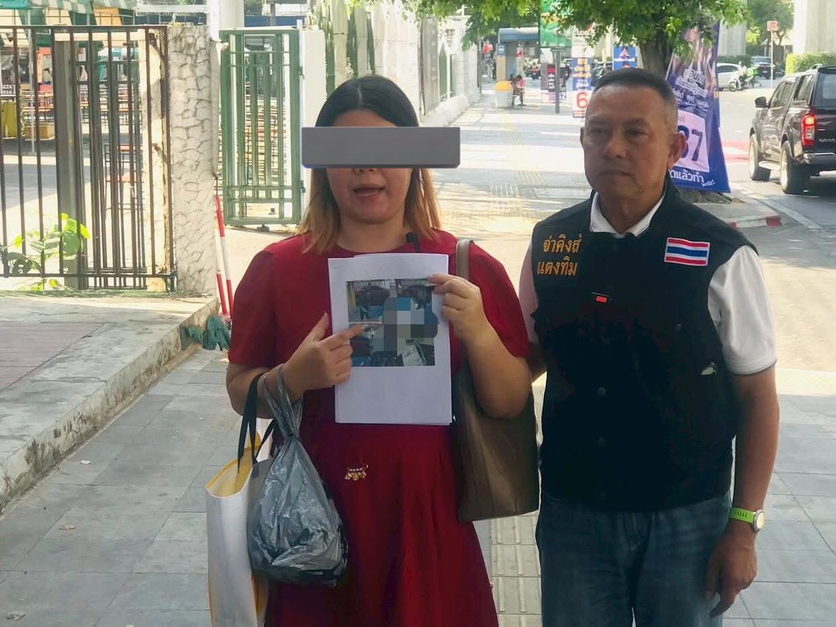 RedSkullxxx's tweet image. ครูสาวร้อง ศูนย์ปราบหนี้นอกระบบฯ ถูกทวงหนี้บุกคุกคามถึงบ้าน-โรงเรียน แฉส่งดอกวันละแสนจนหมดตัว🤔

 ผู้เสียหายเปิดเผยว่า จุดเริ่มต้นเกิดจากตนมีปัญหาด้านการเงินที่จะต้องจัดงานศพคุณแม่ จึงพึ่งเงินนอกระบบเพื่อนำมาจัดงานศพและลงทุนธุรกิจโรงเรียนสอนการแสดงเยาวชนในพื้นที่ จ.นนทบุรี…