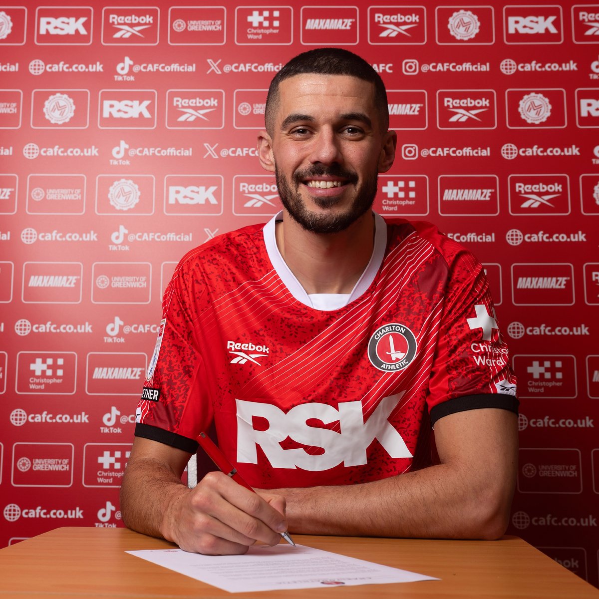 CAFCofficial's tweet photo. We're delighted to announce the signing of Conor Coady on loan from Wrexham 🤝

Welcome to south-east London, Conor! 💪

#cafc