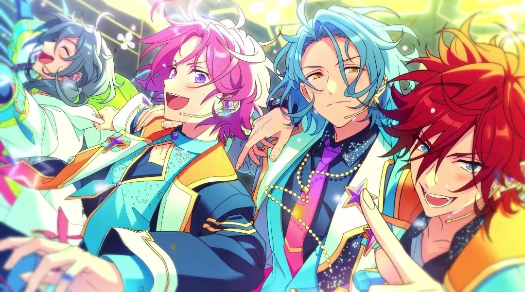 린네는 무대 앞쪽으로 달려나가고 니키는 눈앞의 팬들한테 인사하느라 제일 뒤에 있는데 린네>히메루>코하쿠>니키 순으로 앞으로 당기고 있어서 크비 빠짐없이 연결되어 있다는 게 진짜 감동