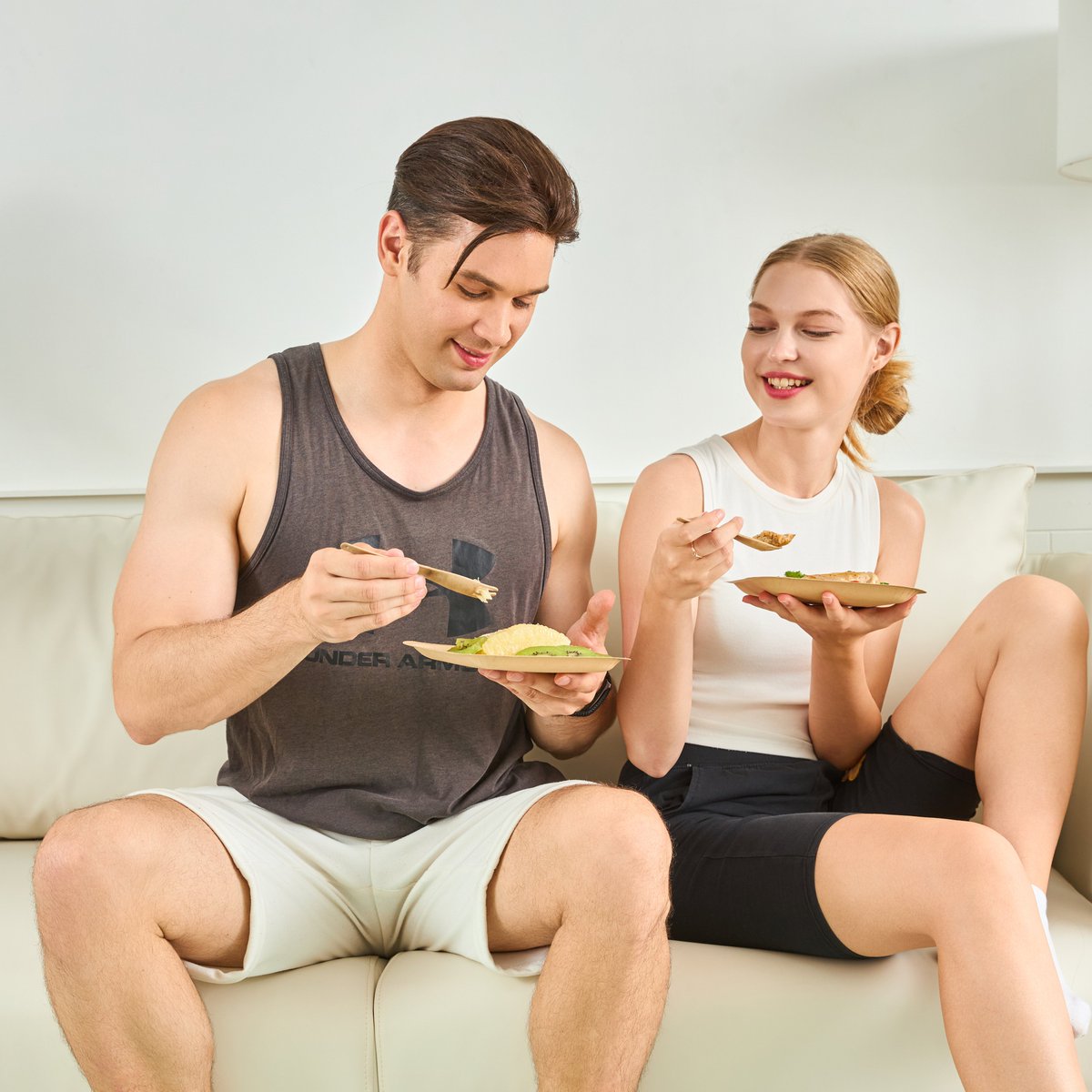 ZroExcuses's tweet image. Refuel together, restore Earth together.
Switching to starch cutlery can cut plastic waste effortlessly. Let’s crunch the numbers for your café.
#Refuel #PlanetPartners #EcoDining #SustainabilityMetrics #ZROperiamyl