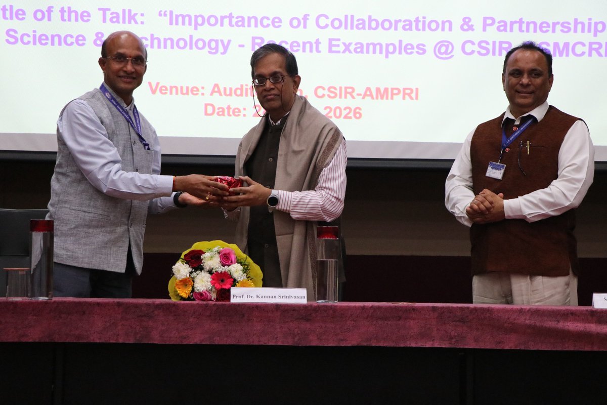 Dr. Kannan Srinivasan, Director, CSIR-CSMCRI, Bhavnagar, visited ...