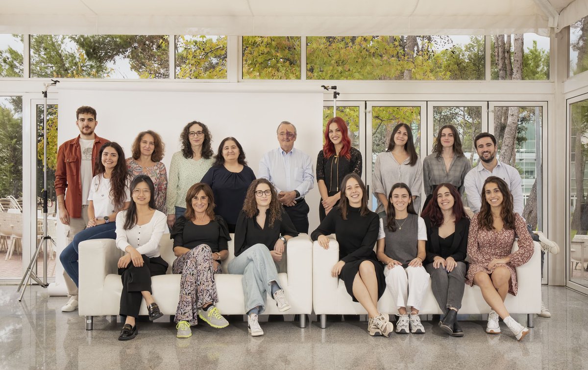 901Allonsy's tweet photo. @colehairlesscat And the rest of the team! 💕🙌🏻 https://t.co/ukCE0CRTgE