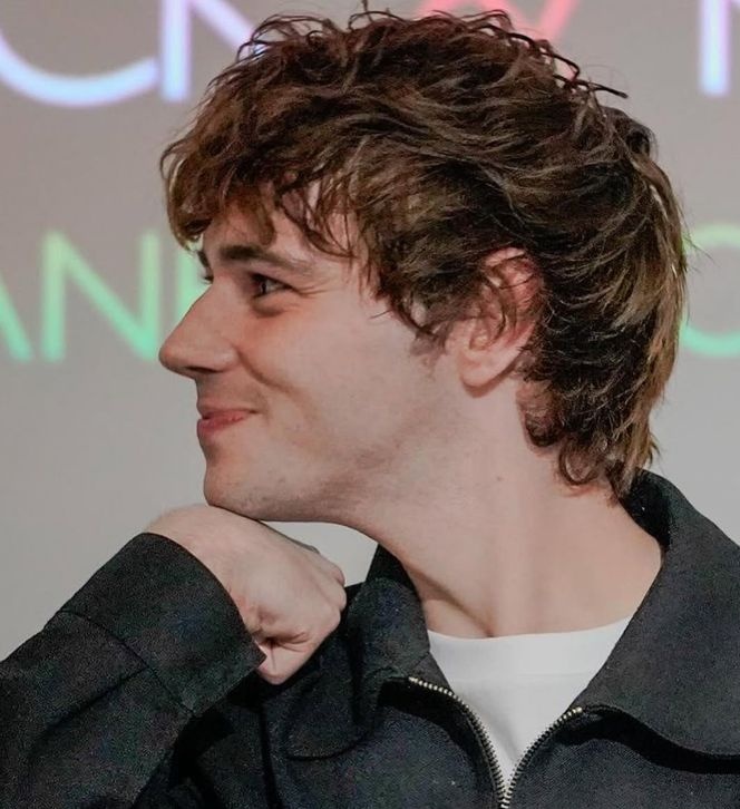 jack wolfe as cats tweet media