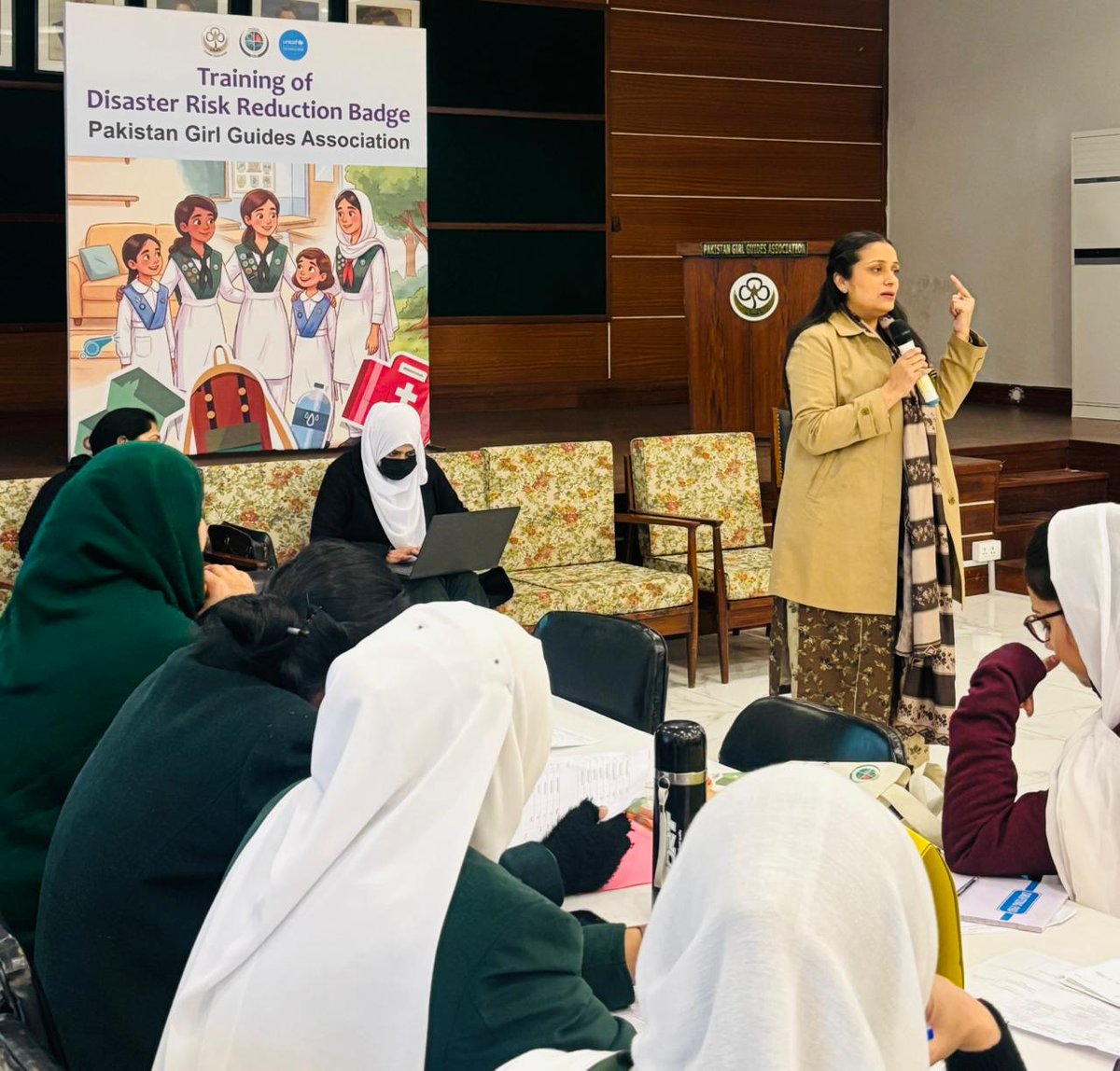 Pakistan Girl Guides tweet media