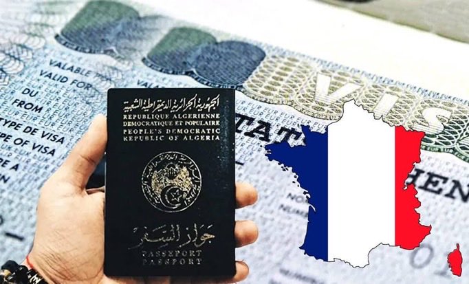 🇫🇷/🇩🇿 Faut-il SUPPRIMER les VISAS ÉTUDIANTS accordés à l'Algérie ?

🅰️. OUI
🅱️. NON