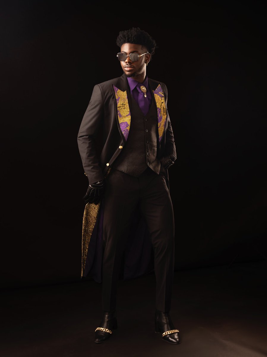 KOYIN SANUSI 💜 tweet media