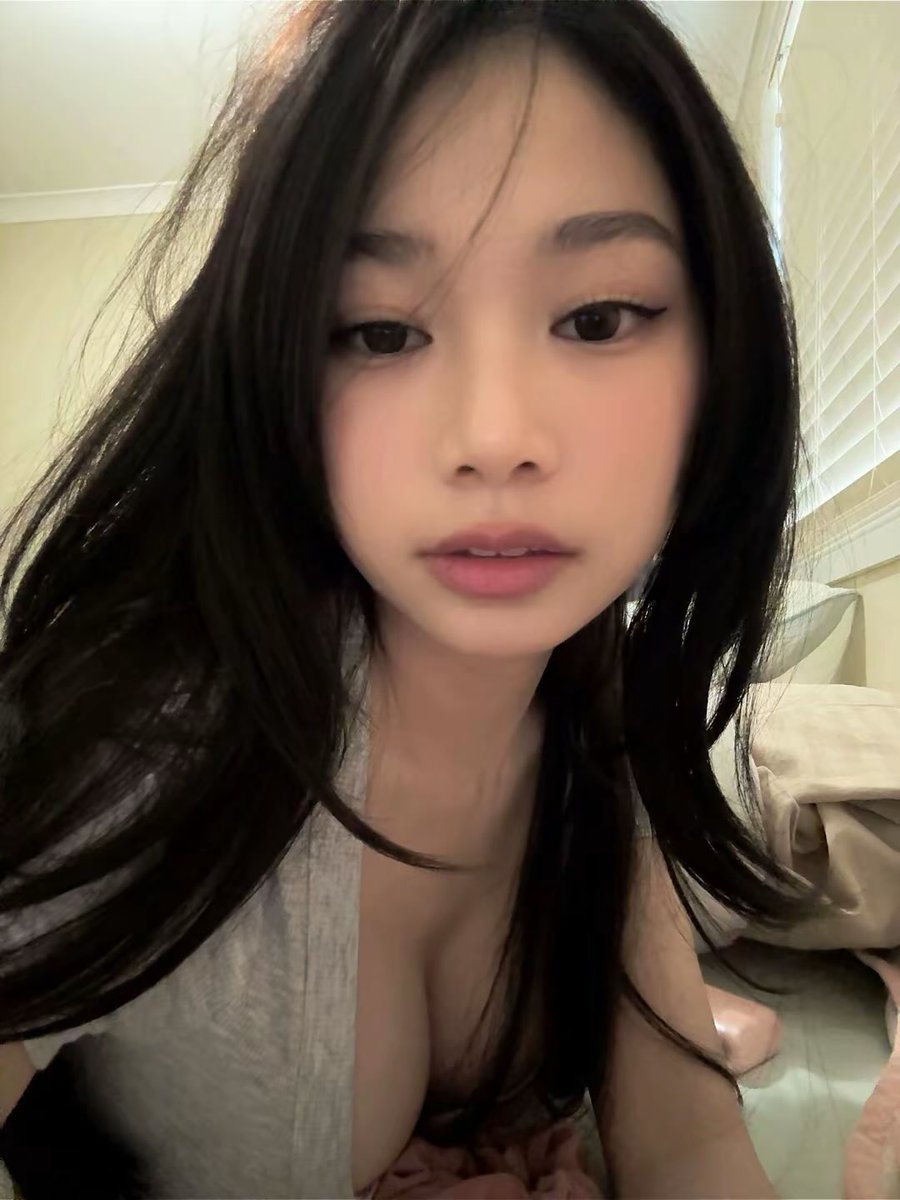 rina tweet media