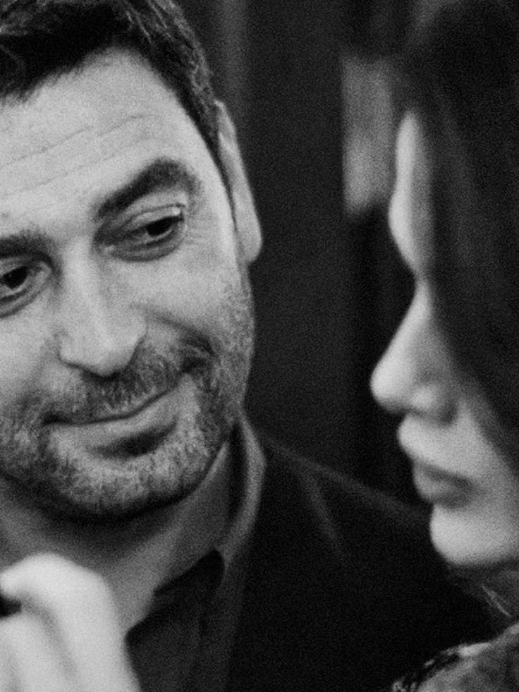 OneOutsKai's tweet photo. Beni gözleriyle sevsin ❤️
#uzaksehir #sinemünsal #OzanAkbaba #Cih https://t.co/51HFD2IQP3