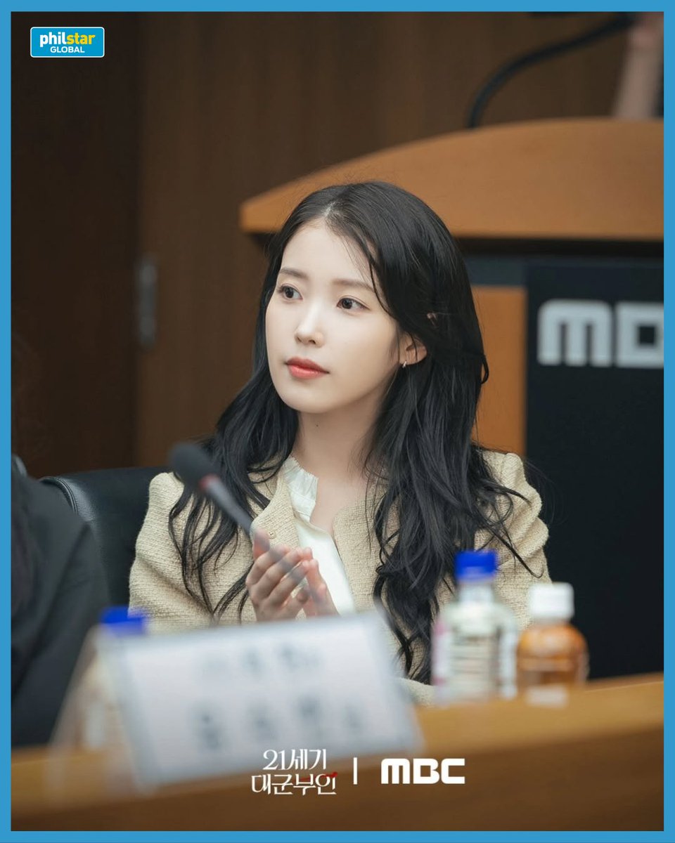 WHO’S READY FOR IU x WOO-SEOK? 🫶🏻

 South Korean stars IU and Byeon Woo-seok thrilled fans as they posed for photos during the script reading session for their upcoming series, “Perfect Crown.”

Joining the lead stars are Noh Sang-hyun, Gong Seung-yeon, Yoo Su-bin, Lee Yeon, Lee