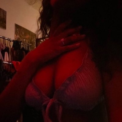 sezysaffy🖤 tweet media