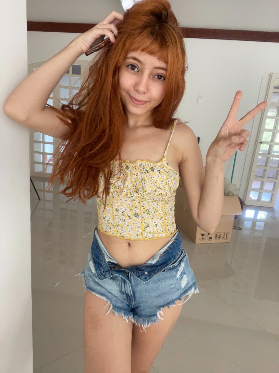 Ana caroline tweet media