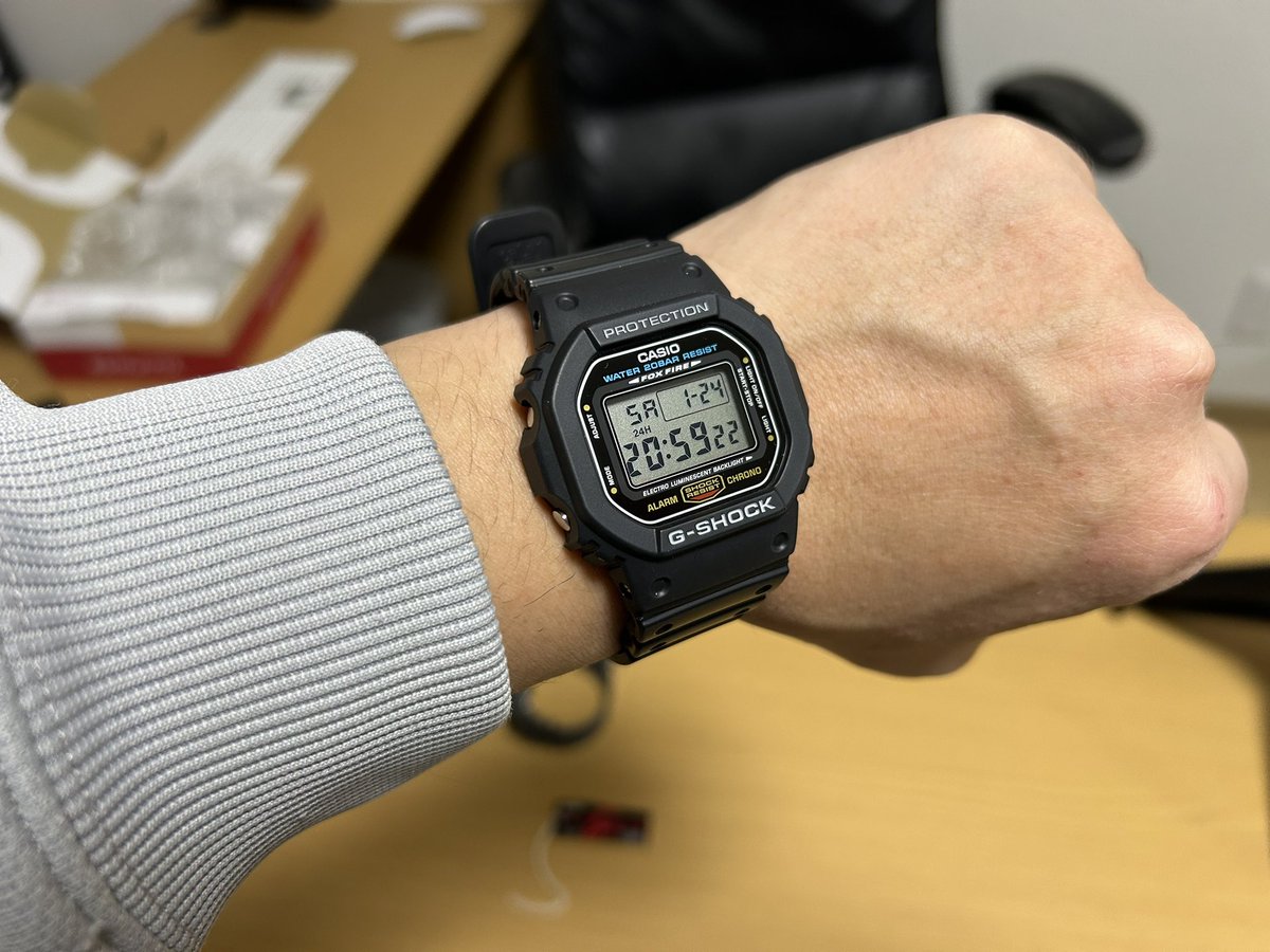 またg-shock買っちゃいました。 2つとも5600系で掘り出しレアアイテム 
