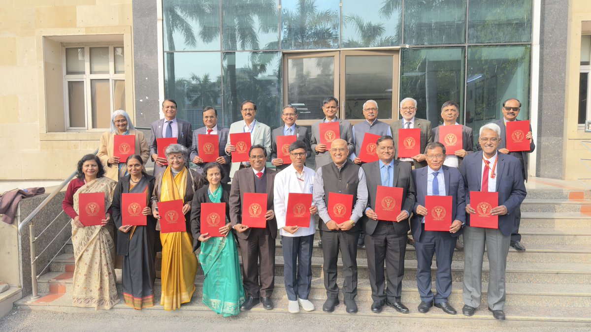 A defining moment for Indian medical research! 

Leaders from all AIIMS institutions come together to formalise the Pan-AlIMS Research Consortium, strengthening collaboration to advance health research and impact.

29.01.2026 🔬

#PanAlIMSResearchConsortium
#AIIMSResearchDay