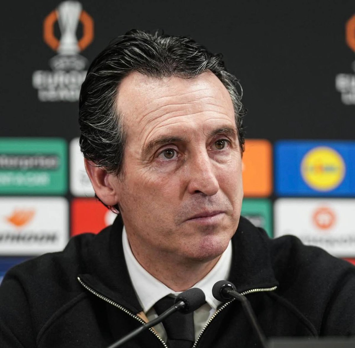 MatchDCentral's tweet photo. 🚨 BREAKING: Unai Emery has emerged as Real Madrid’s leading option should the club decide to change manager after the season.

Initial talks have already been held in recent days to gauge his availability and interest.

(@Ramon_AlvarezMM) https://t.co/KeHPbV5QKj