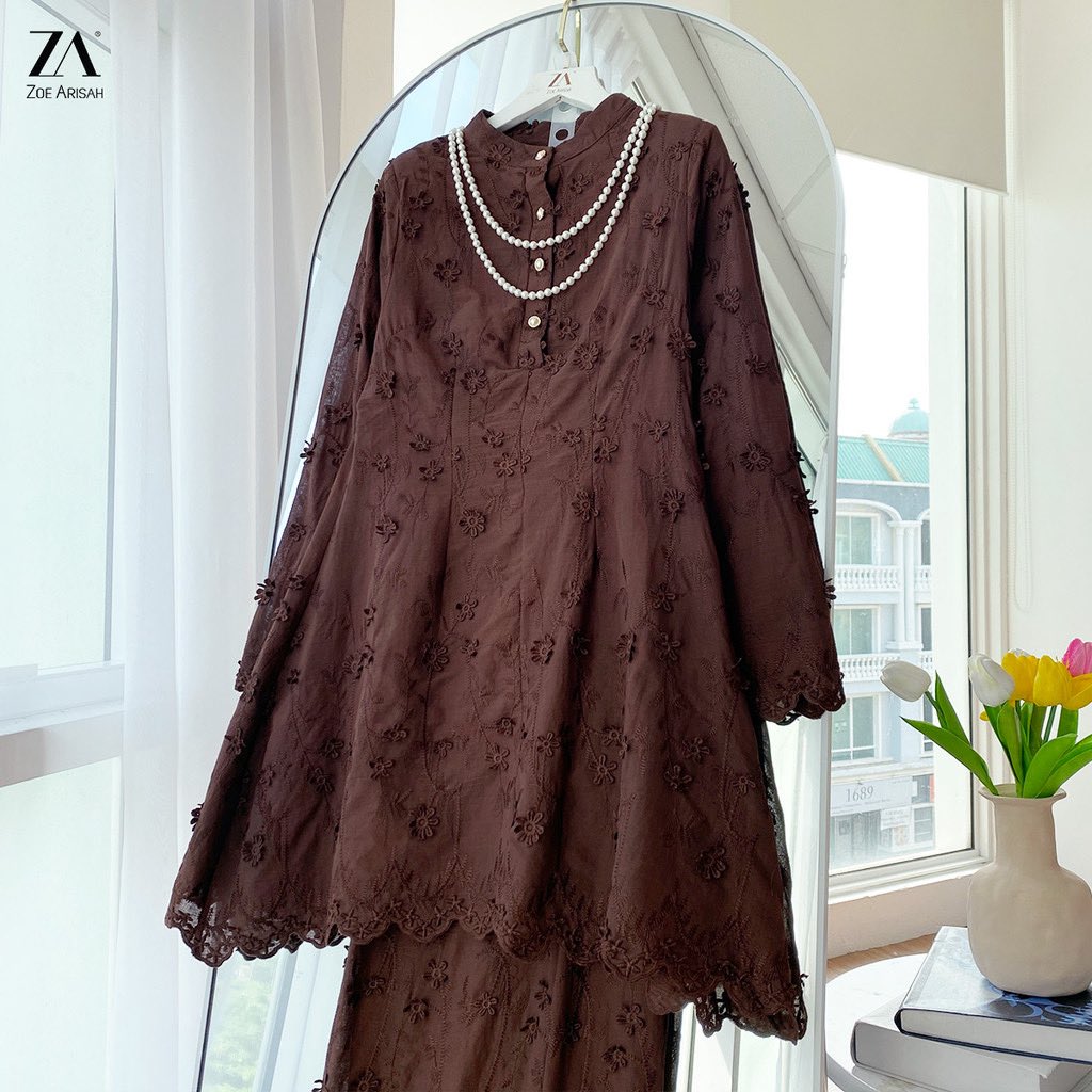 atikah082's tweet photo. widuri kurung premium sulam.. siapa yg suka jenis corak timbul2😍 cantik sangat ni 🤎 

beli sini : https://t.co/jnbxe5zsQb https://t.co/66N7UqF79c
