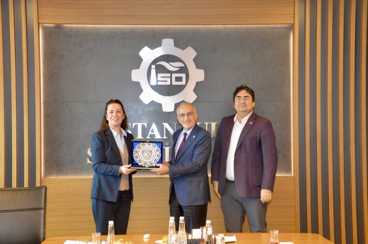 İl Başkanımız Sayın Burcu Kösem, İstanbul Sanayi Odası (İSO) Başkan Vekili Sayın İrfan Özhamaratlı’yı İstanbul Sanayi Odası’nda ziyaret etti. Gerçekleşen görüşmede, kurumlar arası iş birliğini güçlendirmeye yönelik önemli değerlendirmelerde bulunuldu.

Ziyarete, İstanbul İl