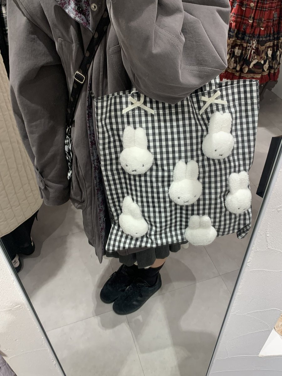 일본친구랑 보낸 4박5일 도쿄여행 일기🗼
소소하지만 나름 귀엽고 알찬 일정( •̑‧̮•̑ )♪
★ m.blog.naver.com/2yonine/224160…