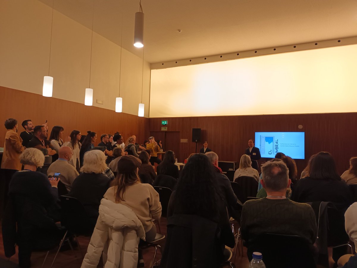 En los encuentros con la creación en 
#MADferia2026 <a href="/madferia/">MADferia</a> <a href="/Artemad_asoc/">ARTEMAD</a> <a href="/AytoPinto/">Ayuntamiento de Pinto</a> Hoy Danza y Artes Vivas