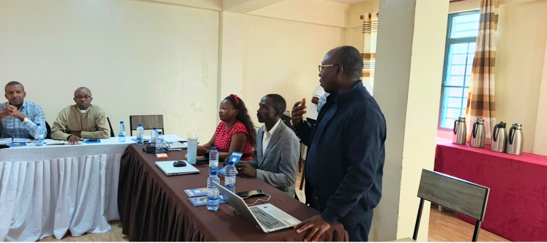 RwandaCejp's tweet photo. Now, CEJP Rwanda team is collaborating with three CDJPs (Butare, Gikongoro, and Kigali) for an impactful policy dissemination session. Together, we're paving the way for positive change!
#CEJPRwanda #PolicyForChange #Collaboration https://t.co/a9BLox9zxg