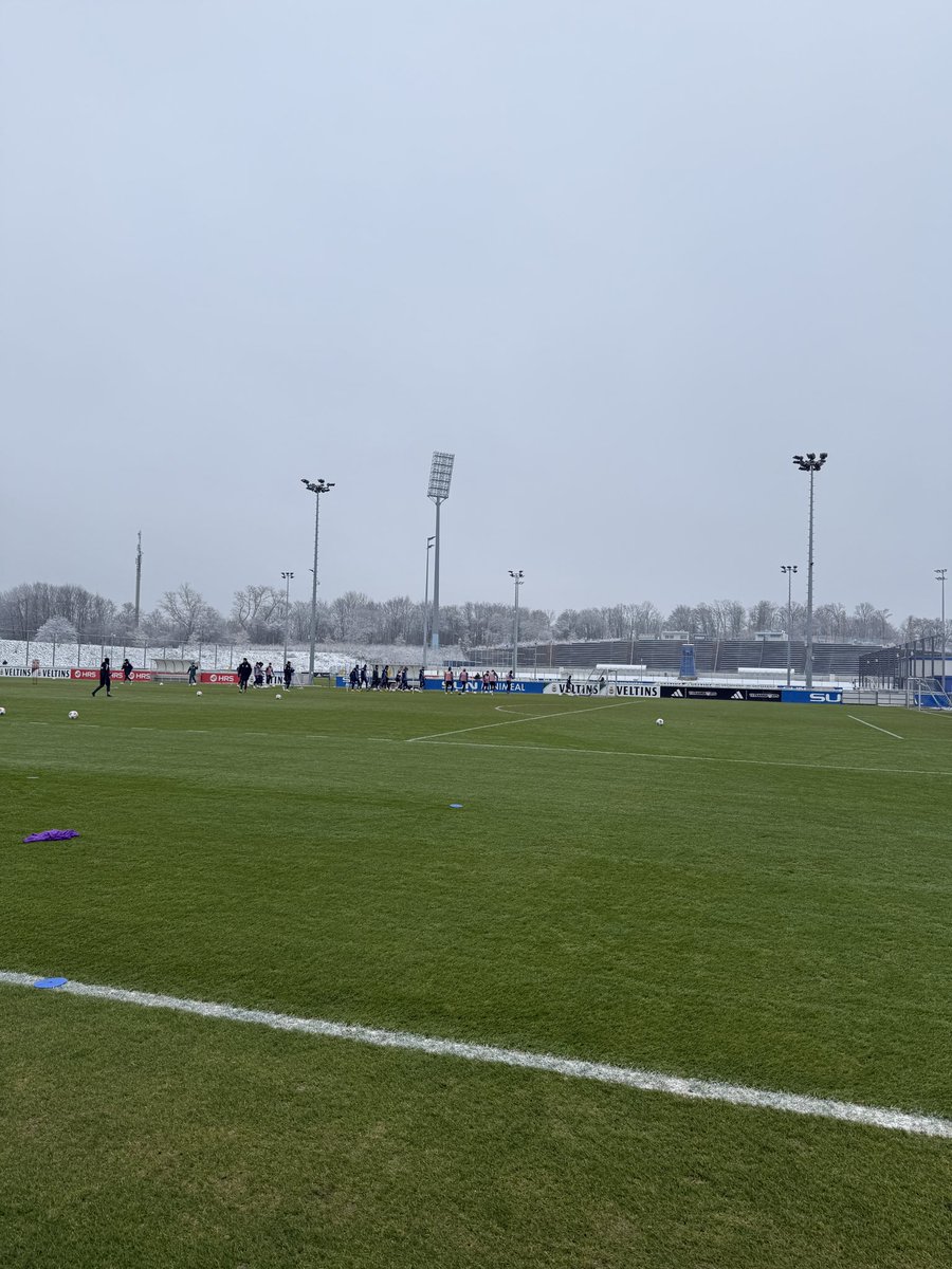 Sky_Dirk's tweet photo. #Schalke - #Grüger und #Donkor dabei, Vitalie #Becker fällt weiter aus https://t.co/208rBVgf7s