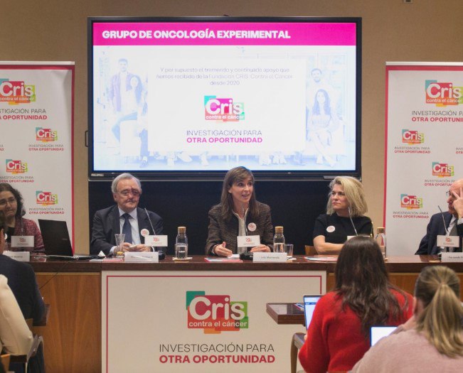 ultimoranet's tweet image. Un gruppo di scienziati spagnoli guidato da Mariano Barbacid è riuscito per la prima volta a eliminare il cancro al pancreas nei topi, aprendo la speranza di una cura per l'uomo. Utilizzando una combinazione di tre farmaci che agiscono contemporaneamente contro le proteine EGFR e…