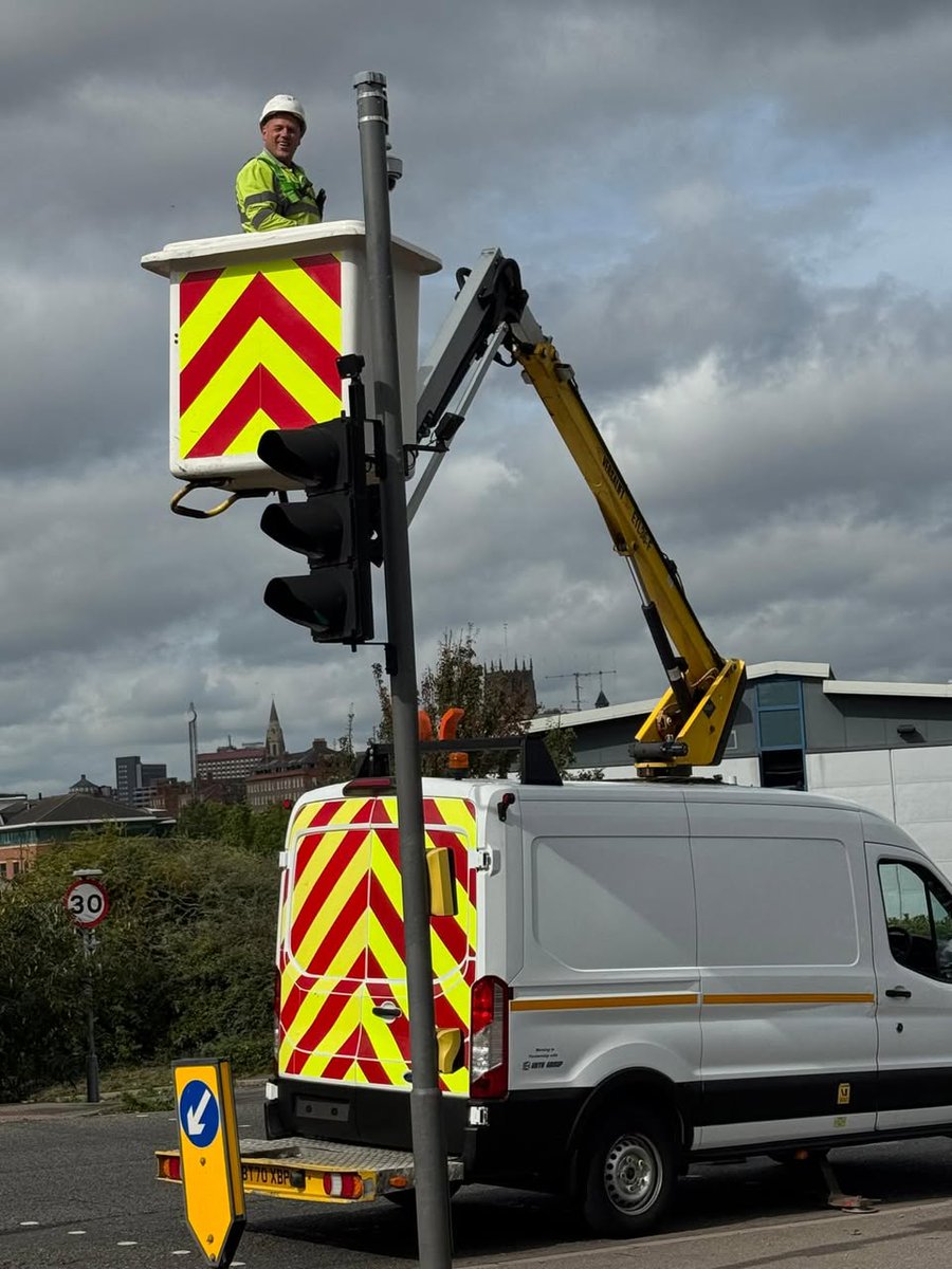 EMDDUniversal tweet media