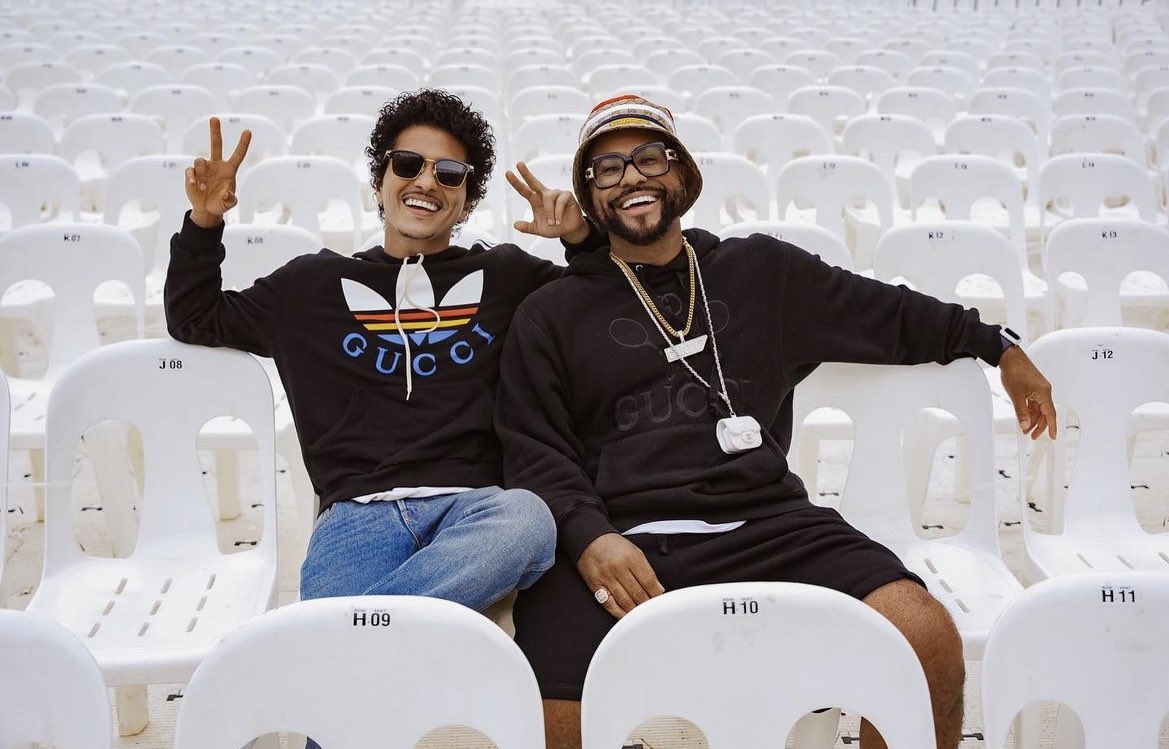Bruno Mars Access tweet media