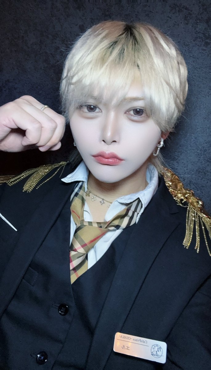 priprielel's tweet photo. はい、あと2日で退職します
らすと会いにきてくれたら嬉しいですねえ
#メンズコンカフェ #メンコン #ミナミ #大阪 #メンケア@cafe_prince03 https://t.co/PJadndbzfJ