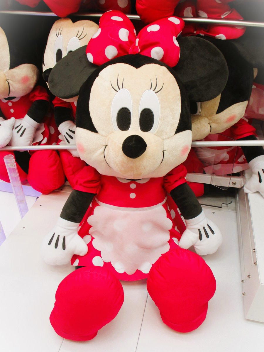 新商品情報】 『ミニーマウス 赤いほっぺ スーパーラージぬいぐるみ