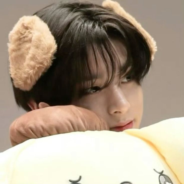 🥺🫳🏻❤️‍🩹