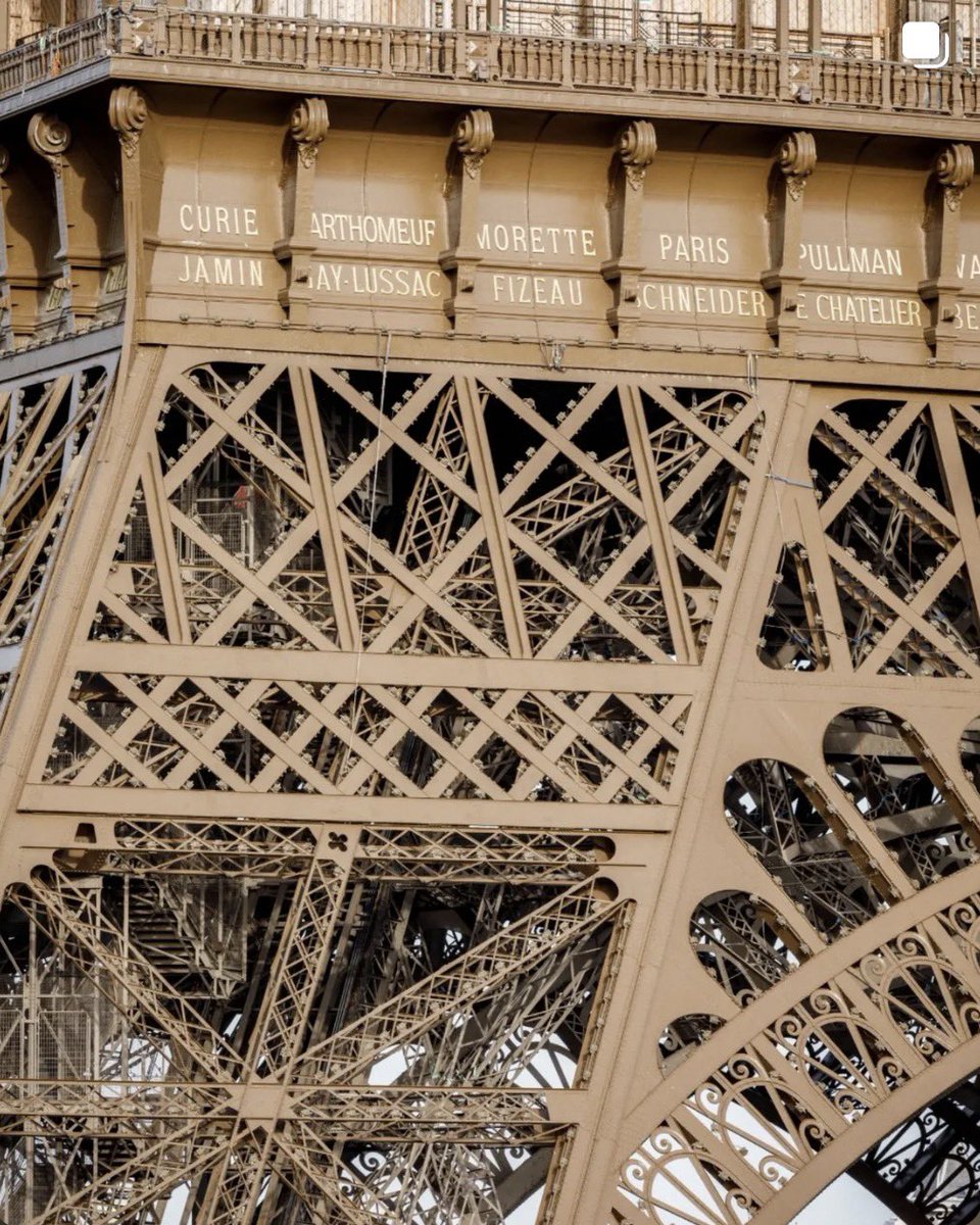 ACORDEBARD's tweet photo. 72 noms de femmes scientifiques seront bientôt gravés sur la tour Eiffel ! Fière d’y retrouver celui d’Angélique du Coudray, pionnière de l’obstétrique dont le combat a fait progresser les soins prodigués à toutes les femmes, et dont une place porte le nom dans le 10e ! https://t.co/Lwu3Cd61pb