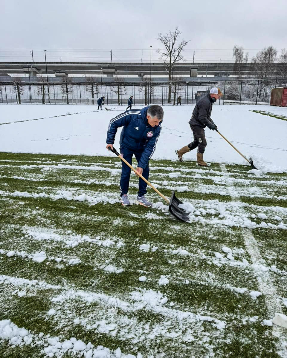 OUR COACH IS BETTER THAN YOURS! 🏆❄️