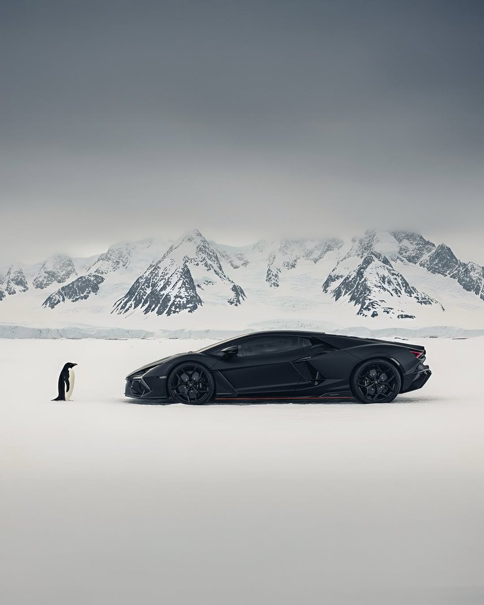 TheAutoHub's tweet photo. Revuelto https://t.co/UUphMwZr5t