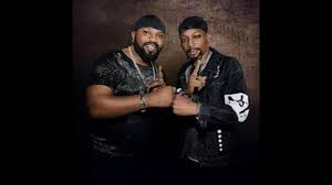 Naija102FM's tweet photo. #Np -Danfo Driver by #madmelon ontop #WorkChop wt @GodwinAruwayo & @Joypanam
#Tunein https://t.co/t6ba7nuz6f