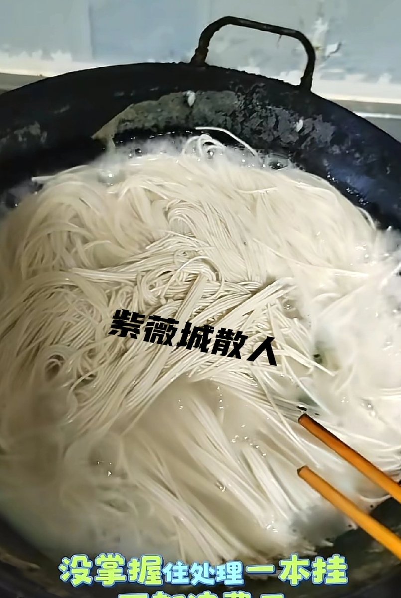 robert511305278's tweet photo. 从“外卖依赖症”到“厨房小能手”，三个月解锁10道家常菜！原来自己做饭的快乐，藏在烟火气里 https://t.co/MMC3Rs4N72