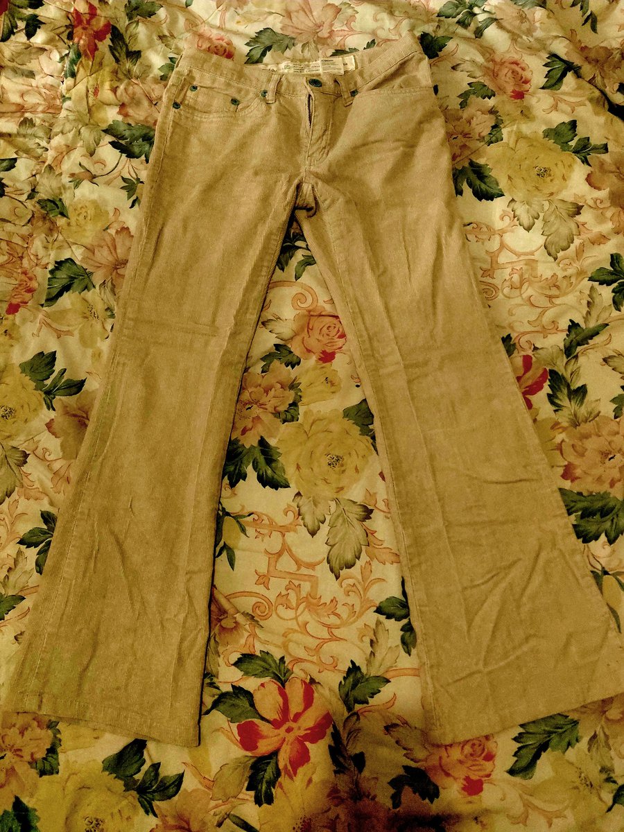 isha. oren di bio tweet media