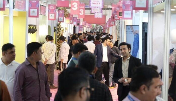 social_tsa's tweet image. The 82nd Edition of the National Garment Fair (NGF) Spring-Summer Edition, organised by the Clothing Manufacturers Association of India (CMAI), successfully concluded in Mumbai after a dynamic three-day run. 

#NESCO #CMAI #BombayExhibitionCentre #NGF

textilesouthasia.com/2026/01/29/cma…