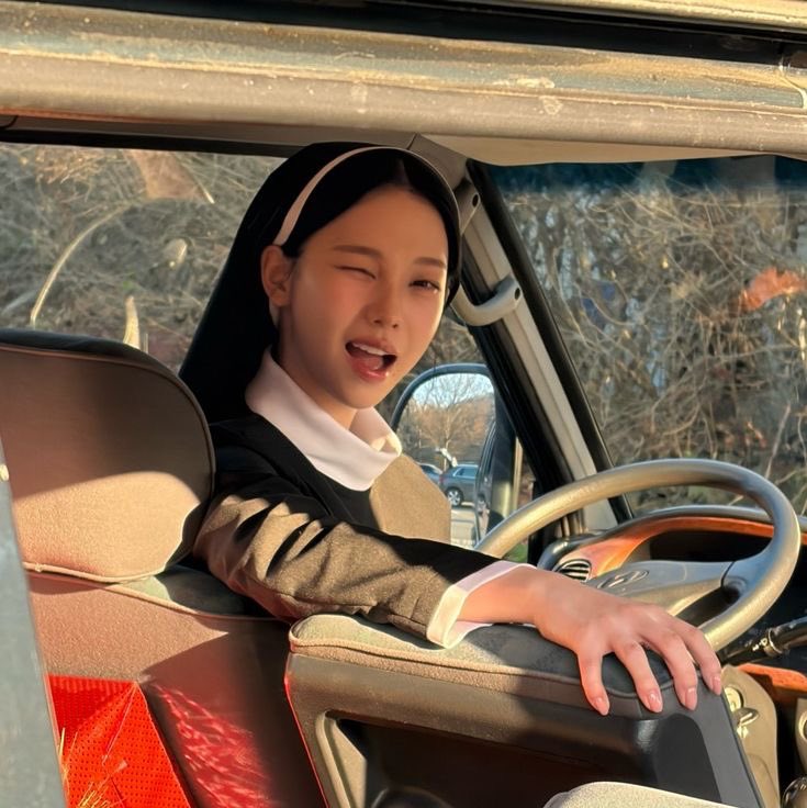 She’s a silly cat trapped in a hot woman's body