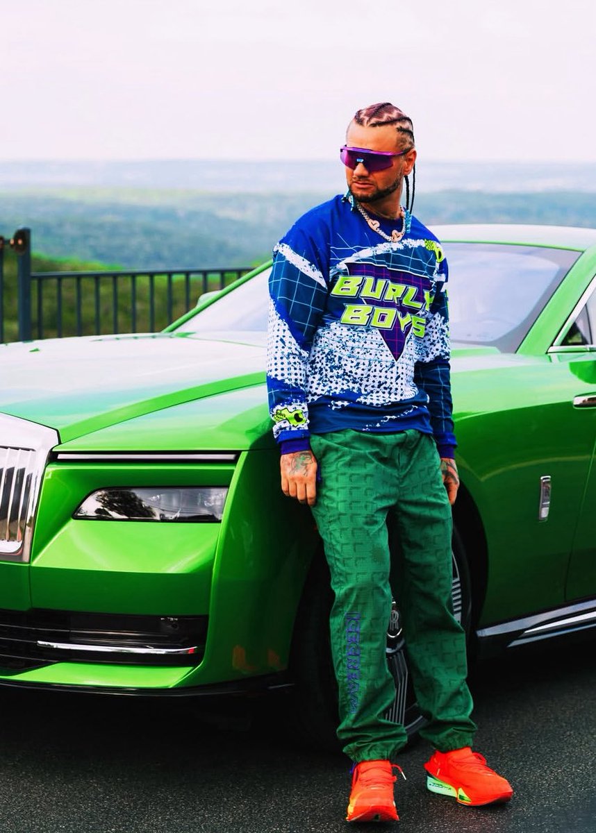 DailyRapFacts tweet media