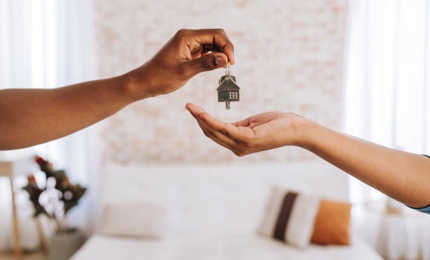House hunting is exciting! 🏠 Figuring out what you can really afford? That’s where things get interesting. Find out what true affordability means in our newest blog post. bit.ly/4bqzQC0 Member FDIC. An Equal Housing Lender.