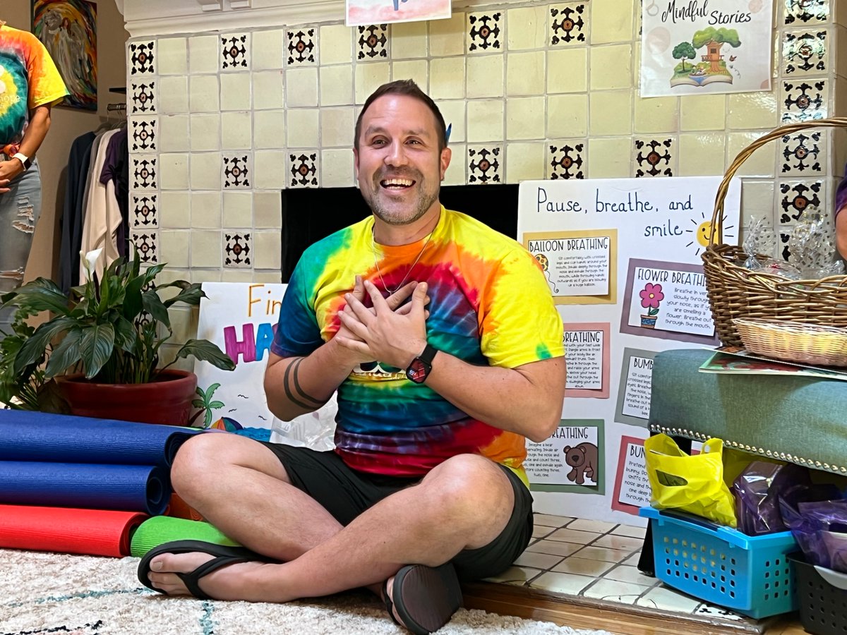 ahrangels tweet media