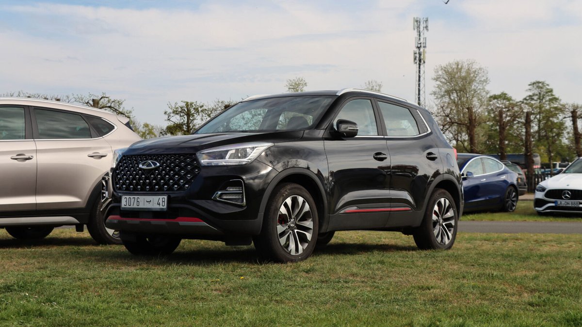 autoblog's tweet image. Nieuw artikel: Gespot – Een Chinese auto op Marokkaans kenteken, in Nederland autoblog.nl/spot/2026/01/c…