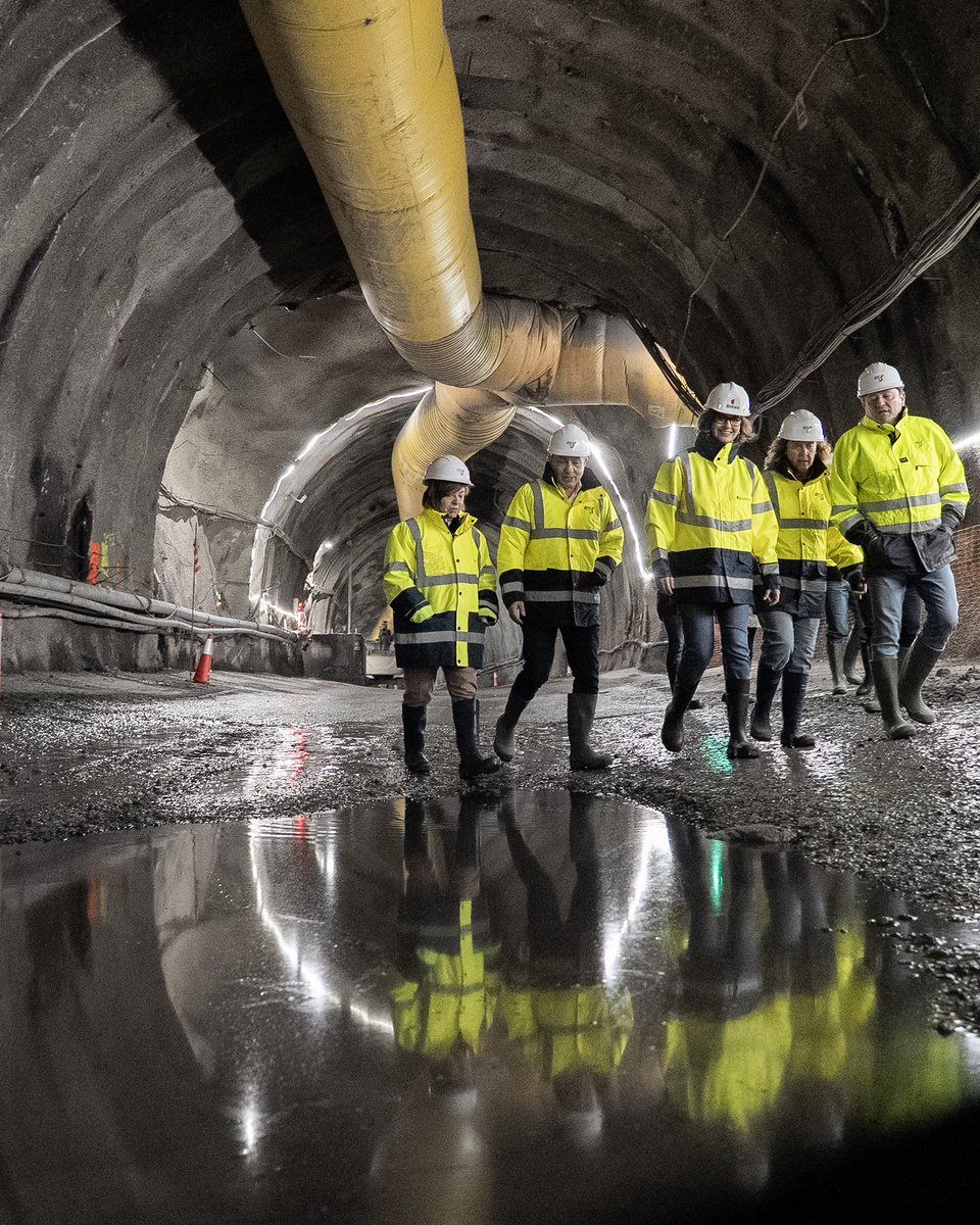 Elixabete Etxanobe tweet media