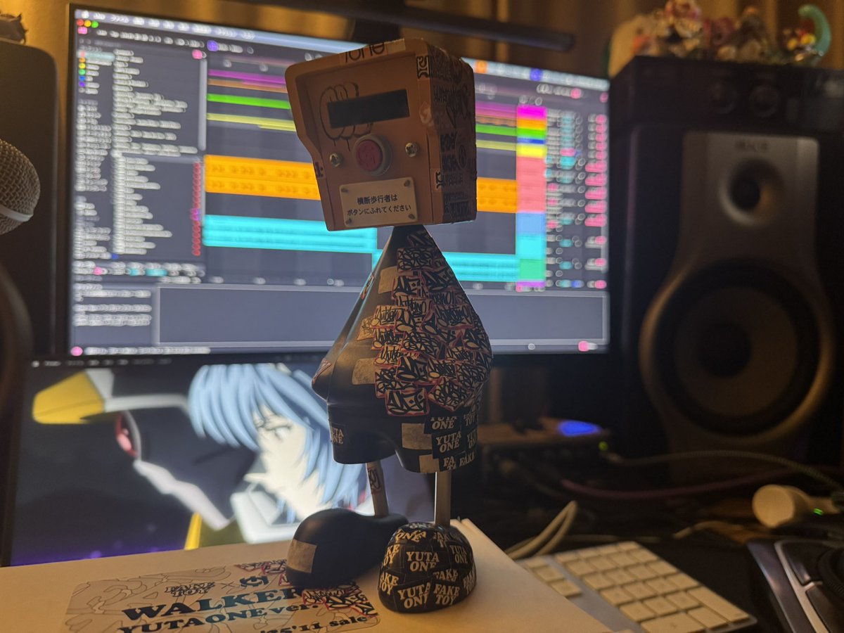 実は届いたりしていました @FAKETOY_ @yuta_ptv #FAKETOY #WALKER