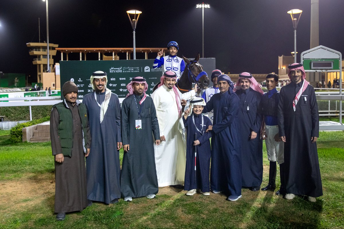 JockeyClub_SA's tweet photo. نتيجة الشوط الـ 7 الحفل ( 66 ) 

◻️الفائز : الجامح
◻️المالك : فهد فيصل حمد ال سدران
◻️المدرب : ناصر العتيبي 
◻️الخيال : عبدالله الصاعدي
◻️المسافة : 1400م

#نادي_سباقات_الخيل
#موسم_سباقات_الرياض https://t.co/K2J6sR4EDX