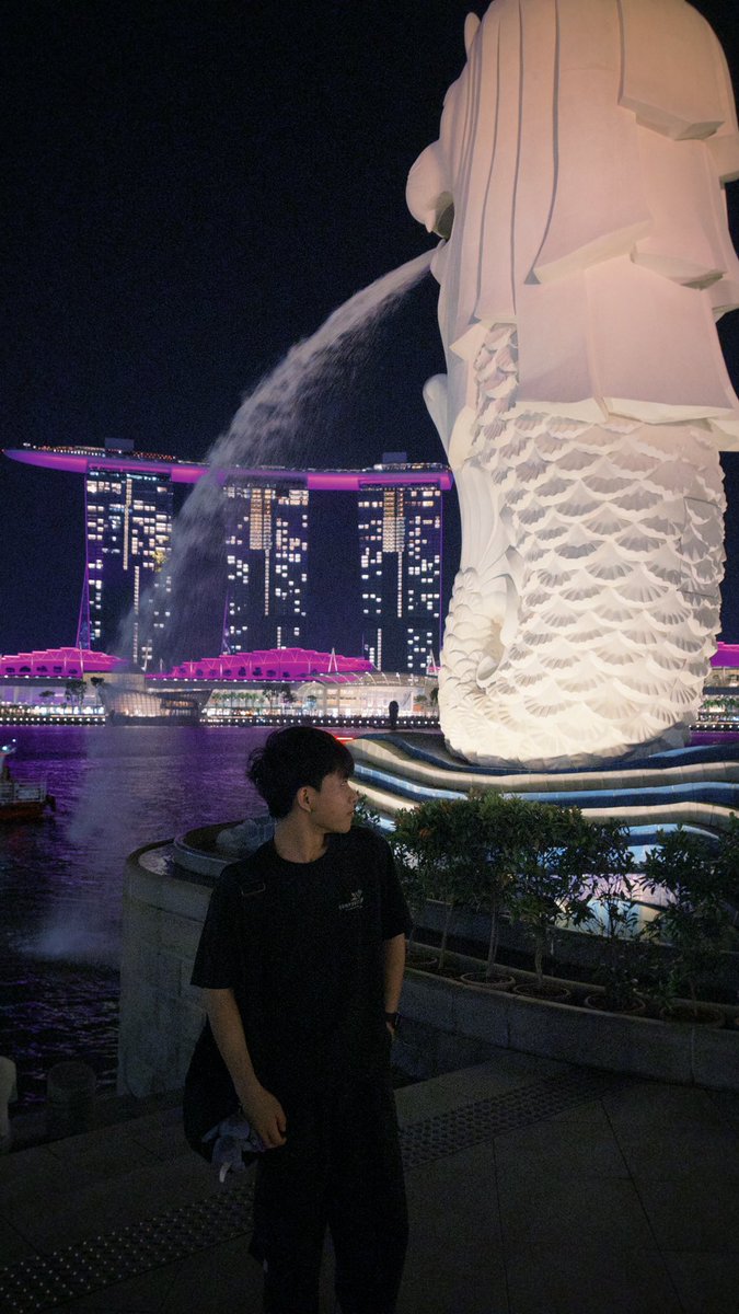 lechchch tweet media