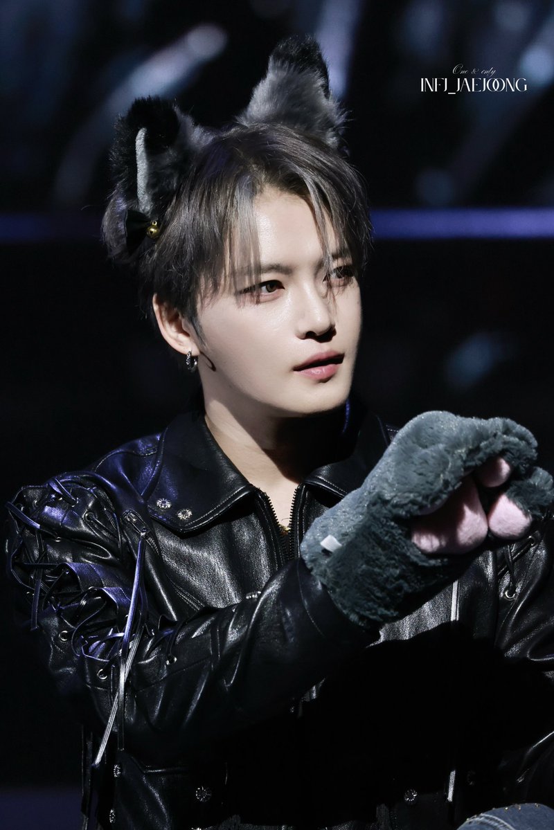 Meow meow^›⩊‹^ ੭