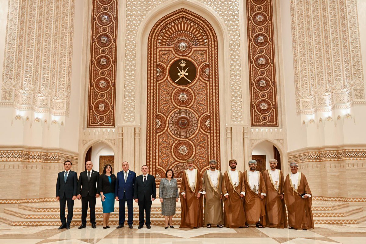 AzEmbassyOman's tweet photo. 🇦🇿🇴🇲Within the framework of the official visit to the Sultanate of Oman, the Chairperson of the Milli Majlis of the Republic of Azerbaijan, H.E. Sahiba Gafarova, met with the Chairman of the State Council of the Sultanate of Oman, Sheikh Abdulmalik Al Khalili. https://t.co/6Xyros1zpn